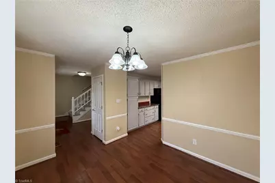 928 Heatherstone Drive, Winston-Salem, NC 27104 - Photo 9