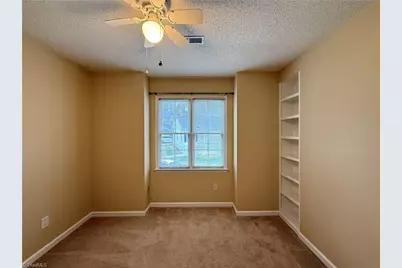 928 Heatherstone Drive, Winston-Salem, NC 27104 - Photo 19
