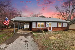 1612 Ballymena Dr, Reidsville, NC 27320 - Photo 1