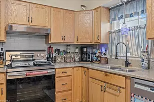 4618 Lawndale Dr, Greensboro, NC 27455 - Photo 7