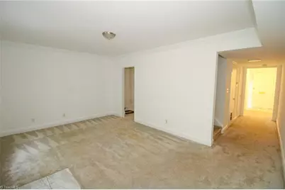 2831 Tully Square, Winston-Salem, NC 27106 - Photo 9