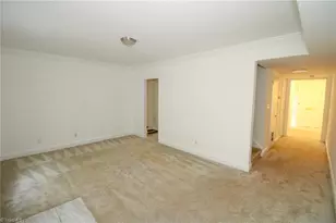 2831 Tully Square, Winston-Salem, NC 27106 - Photo 9