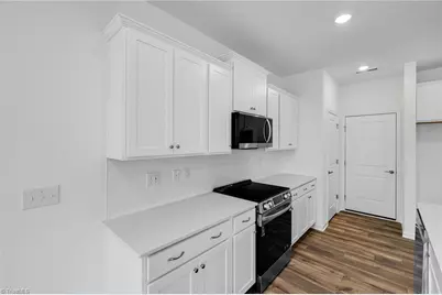 5301 Amaryllis Way, Winston-Salem, NC 27104 - Photo 15