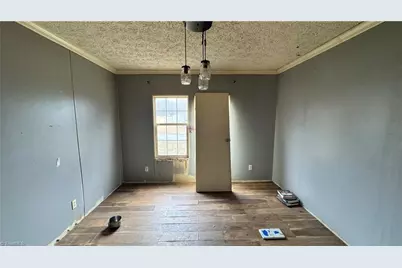 293 Regina Drive, Thomasville, NC 27360 - Photo 9