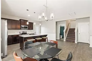 5803 Springer Dr, Greensboro, NC 27405 - Photo 11