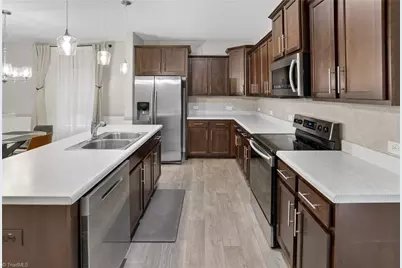 5803 Springer Drive, Greensboro, NC 27405 - Photo 5