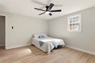 2305 Wilcox Dr, Greensboro, NC 27405 - Photo 21