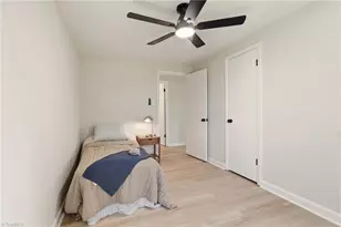 2305 Wilcox Dr, Greensboro, NC 27405 - Photo 19