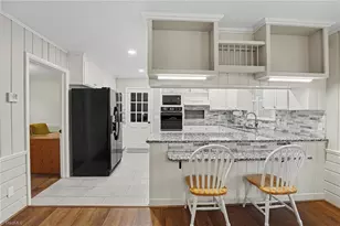 5585 Kane Dr, Pfafftown, NC 27040 - Photo 7