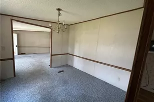 206 6th St SW, Taylorsville, NC 28681 - Photo 9