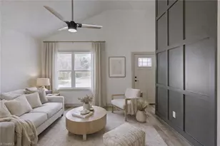 1107 Sunset Dr, Thomasville, NC 27360 - Photo 5