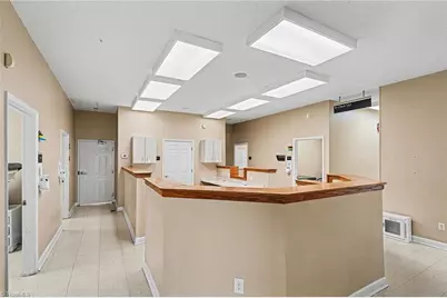 208 W Salisbury Street, Asheboro, NC 27203 - Photo 13