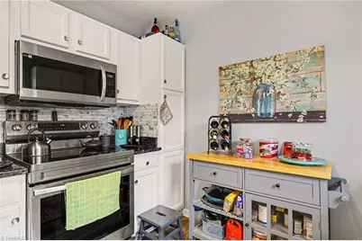 104 Cushwa Court, Thomasville, NC 27360 - Photo 7