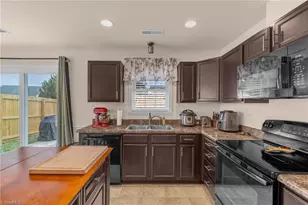 5703 Midstream Cir, Clemmons, NC 27012 - Photo 13