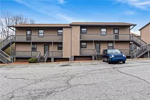 200 Vista Cir, Winston-Salem, NC 27106 - Photo 23