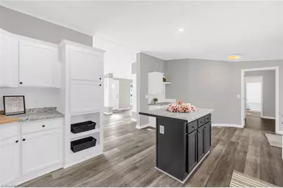 104 N 8th Avenue, Mayodan, NC 27027 - Photo 13