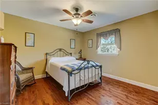 4604 Luewood Rd, Greensboro, NC 27405 - Photo 25