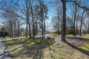 4604 Luewood Rd, Greensboro, NC 27405 - Photo 5