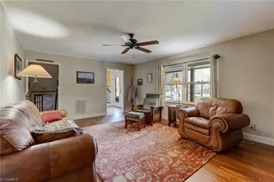 4604 Luewood Rd, Greensboro, NC 27405 - Photo 9