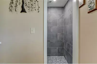 4604 Luewood Road, Greensboro, NC 27405 - Photo 31