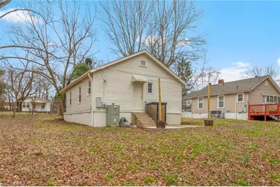 912 Patton Street, Graham, NC 27253 - Photo 17