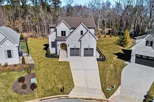 1402 Bethany Dr, Greensboro, NC 27455 - Photo 3