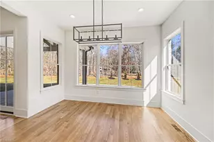 1402 Bethany Dr, Greensboro, NC 27455 - Photo 9