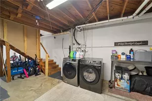 5703 Buddingwood Dr, Greensboro, NC 27409 - Photo 33