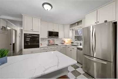 5703 Buddingwood Drive, Greensboro, NC 27409 - Photo 13