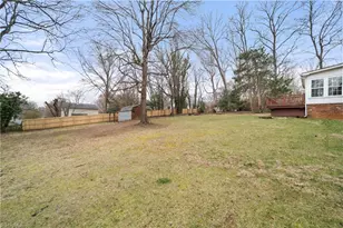 5703 Buddingwood Dr, Greensboro, NC 27409 - Photo 45