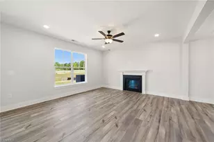 3111 Hayes Vlg Rd, Greensboro, NC 27405 - Photo 11