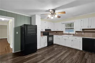 361 Garland Dr, Lexington, NC 27295 - Photo 11