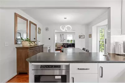 201 W Bank Street, Winston-Salem, NC 27101 - Photo 9