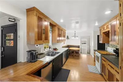 210 Avondale Drive, Lexington, NC 27295 - Photo 5