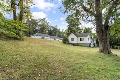 823 W 7th Street, Winston-Salem, NC 27101 - Photo 23