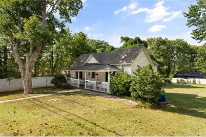 823 W 7th Street, Winston-Salem, NC 27101 - Photo 3