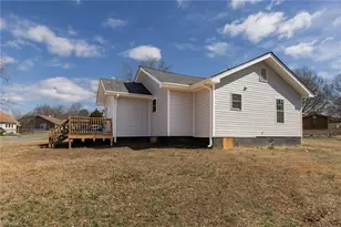708 1st Rainbow St, Lexington, NC 27295 - Photo 29