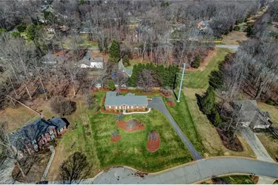 204 W Stonebury Court, Reidsville, NC 27320 - Photo 3