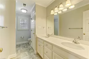 204 W Stonebury Ct, Reidsville, NC 27320 - Photo 41