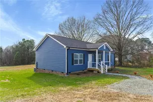 438 Hastings Hill Rd, Kernersville, NC 27284 - Photo 3