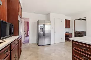 3160 Shaftesbury Ln, Winston-Salem, NC 27105 - Photo 9