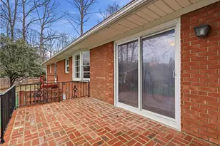 3160 Shaftesbury Ln, Winston-Salem, NC 27105 - Photo 29