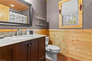 16 Honey Tree Cir, Sparta, NC 28675 - Photo 27