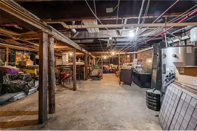 105 W Main Street, Elkin, NC 28621 - Photo 21