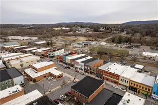 105 W Main St, Elkin, NC 28621 - Photo 29