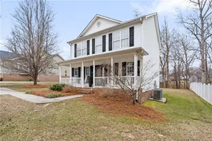 11 Collin Ln, Thomasville, NC 27360 - Photo 3