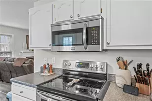 11 Collin Ln, Thomasville, NC 27360 - Photo 17