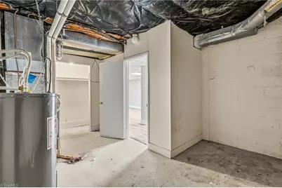 2820 Lansdowne Drive, Winston-Salem, NC 27103 - Photo 15