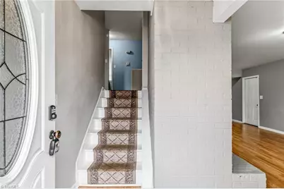 2820 Lansdowne Drive, Winston-Salem, NC 27103 - Photo 5