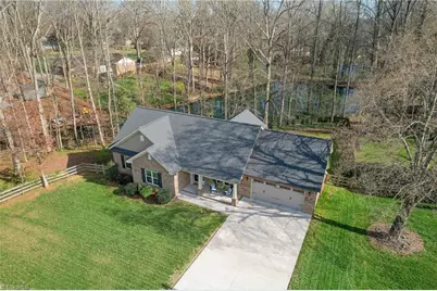 6729 Rollingwood Drive, Clemmons, NC 27012 - Photo 31